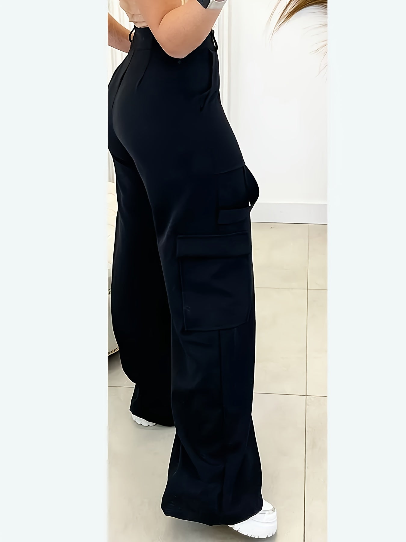 Effortless Black Cargo Wide Leg Pants for Women with High Waist Pocket Style