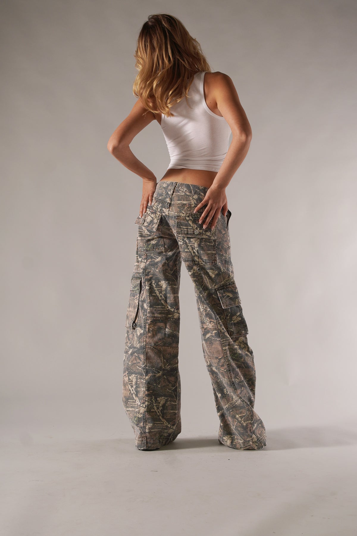 Effortless Camo Cargo Pants for Women with Low Rise Wide Leg Flap Pocket Relaxed Style