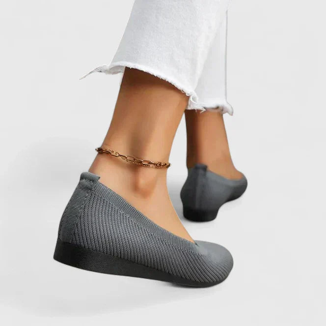 Comfortable Flats for Women with Woven Upper Round Toe Slip On Style