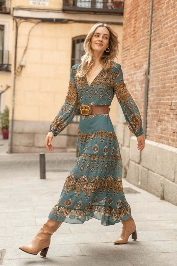 Effortless Boho Tiered Midi Dress for Women with Medallion Print and Puff Sleeves