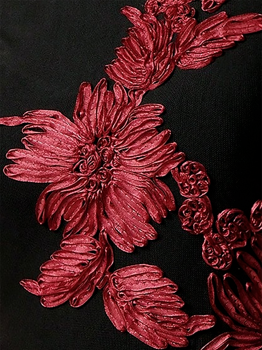 Elegant Black Floral Maxi Dress for Women with Round Neck Long Sleeve Flowing Mother Of The Bride Style