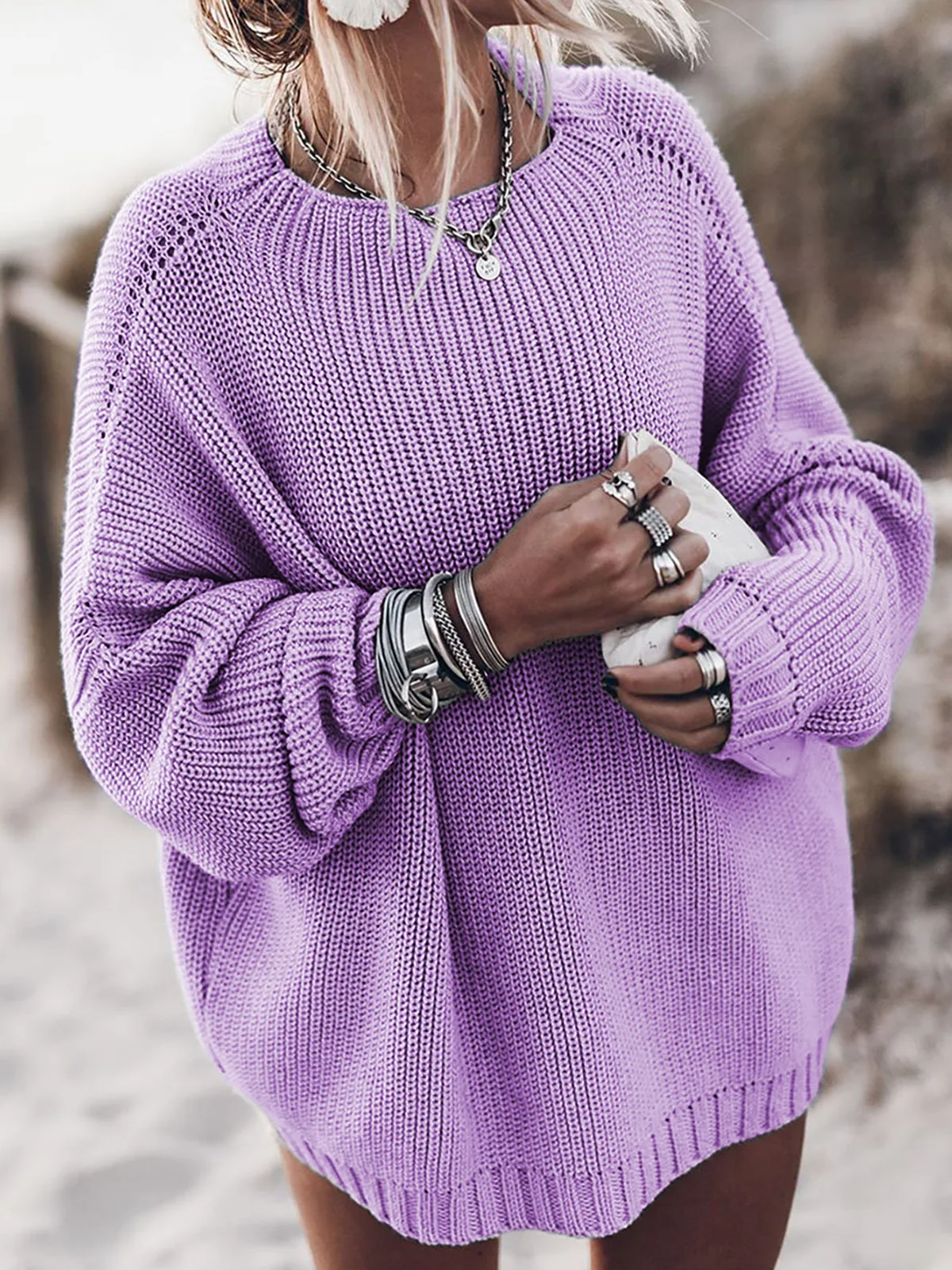 Comfortable Crewneck Sweater for Women with Round Neck Balloon Sleeve Ribbed Cuff Oversized Knit Style