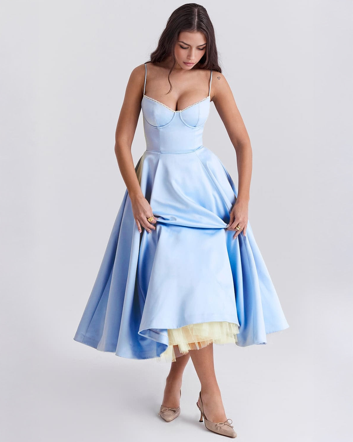 Elegant Bustier Midi Dress for Women with Sweetheart Neckline Spaghetti Strap Tulle Hem Flowing Style