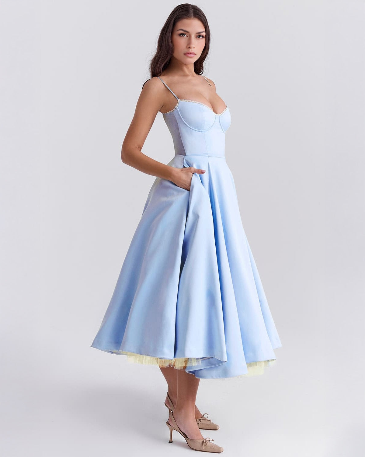 Elegant Bustier Midi Dress for Women with Sweetheart Neckline Spaghetti Strap Tulle Hem Flowing Style