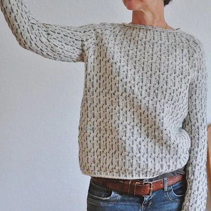 Comfortable Grey Textured Knit Sweater for Women with Crew Neck Long Sleeve Relaxed Oversized Style