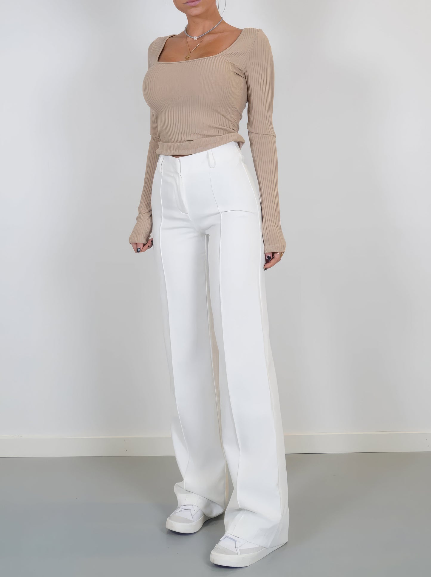 Elegant Tailored Wide Leg Pants for Women with High Waist Pintuck Front Pocket Relaxed Style