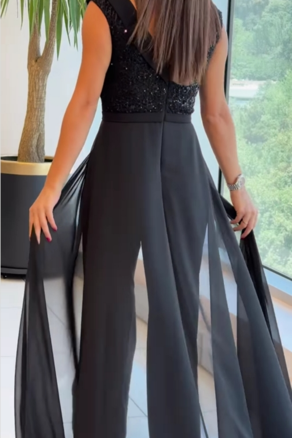 Elegant Black Sequin Jumpsuit for Women with Tulle Wide Leg and Crew Neck