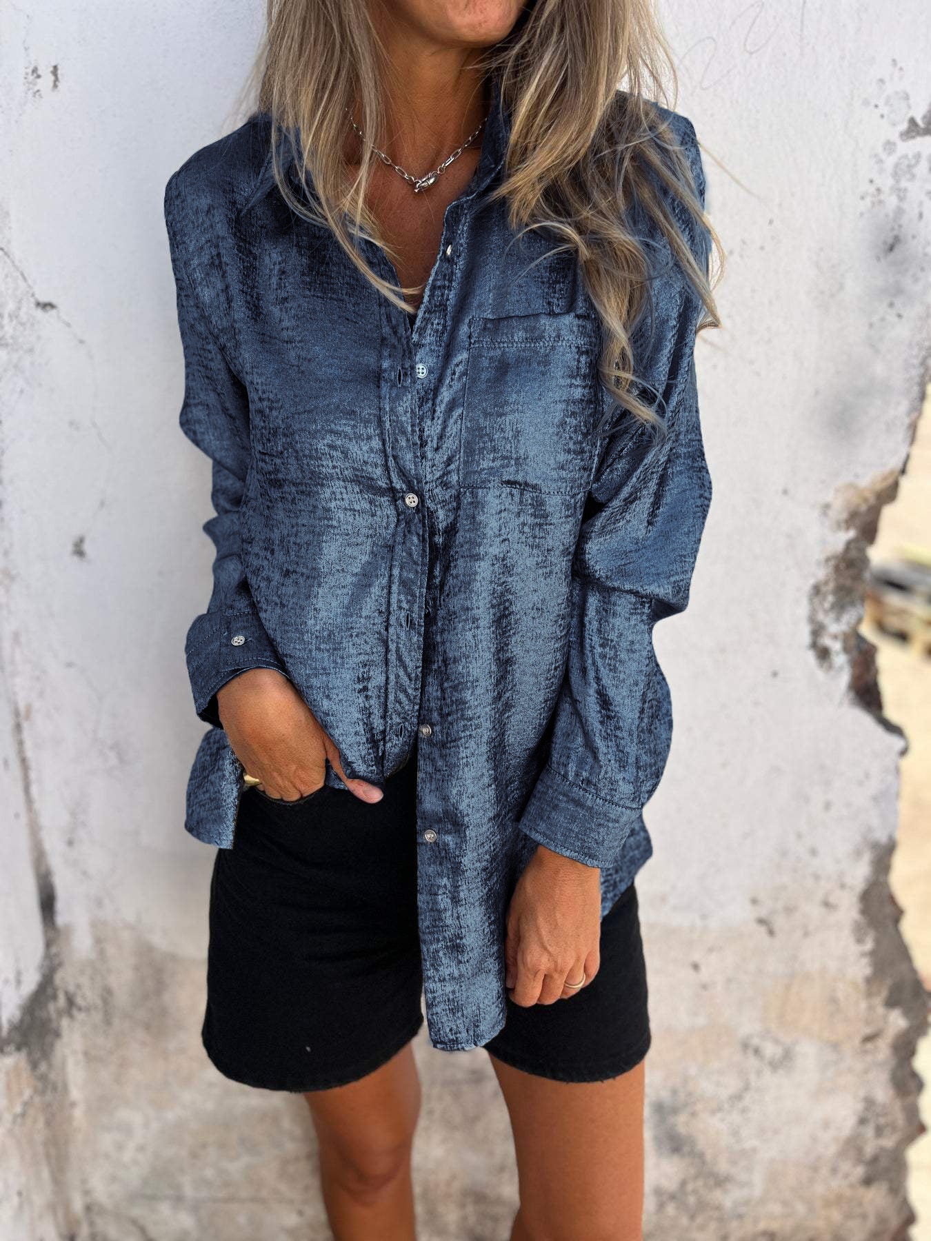 Elegant Metallic Collar Shirt for Women with Long Sleeve Button Front Oversized Relaxed Style