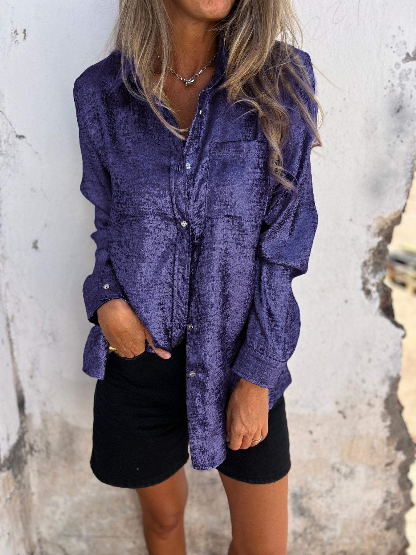 Elegant Metallic Textured Long Sleeve Shirt for Women with Collar Button Front Relaxed Style