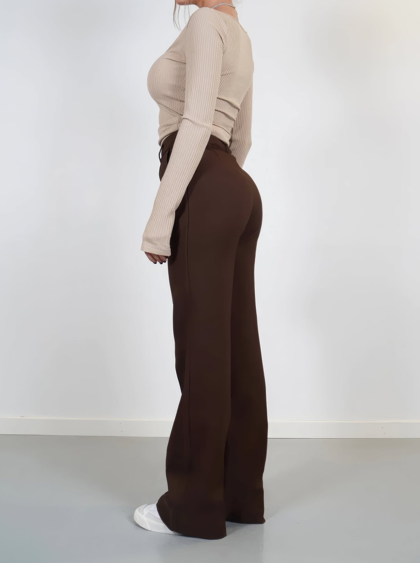 Elegant Tailored Wide Leg Pants for Women with High Waist Pintuck Front Pocket Relaxed Style