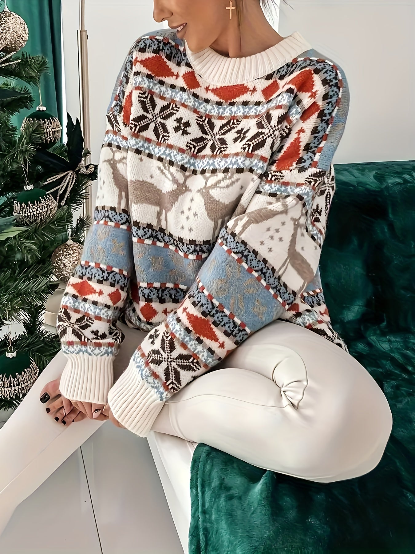 Comfortable White Reindeer Fair Isle Women's Christmas Sweater with Crew Neck Long Sleeve Oversized Knit Style