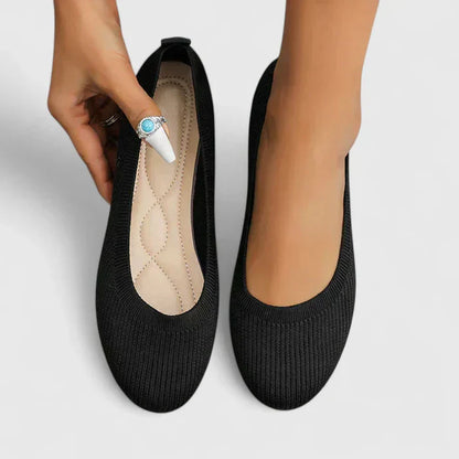 Comfortable Flats for Women with Woven Upper Round Toe Slip On Style