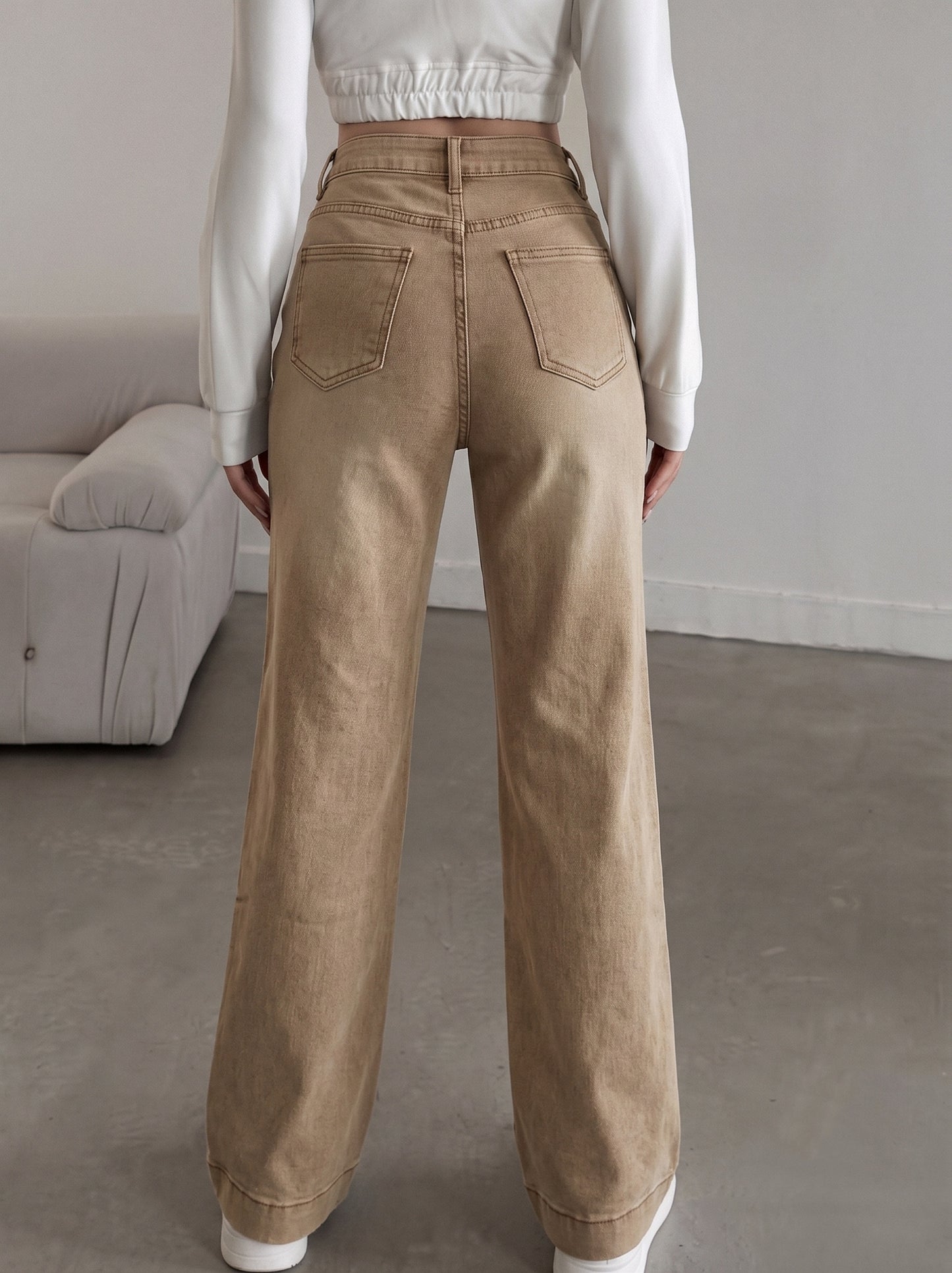Effortless Brown Wash Flare Jeans for Women with High Waist Button Front Pocket Detail Relaxed Style