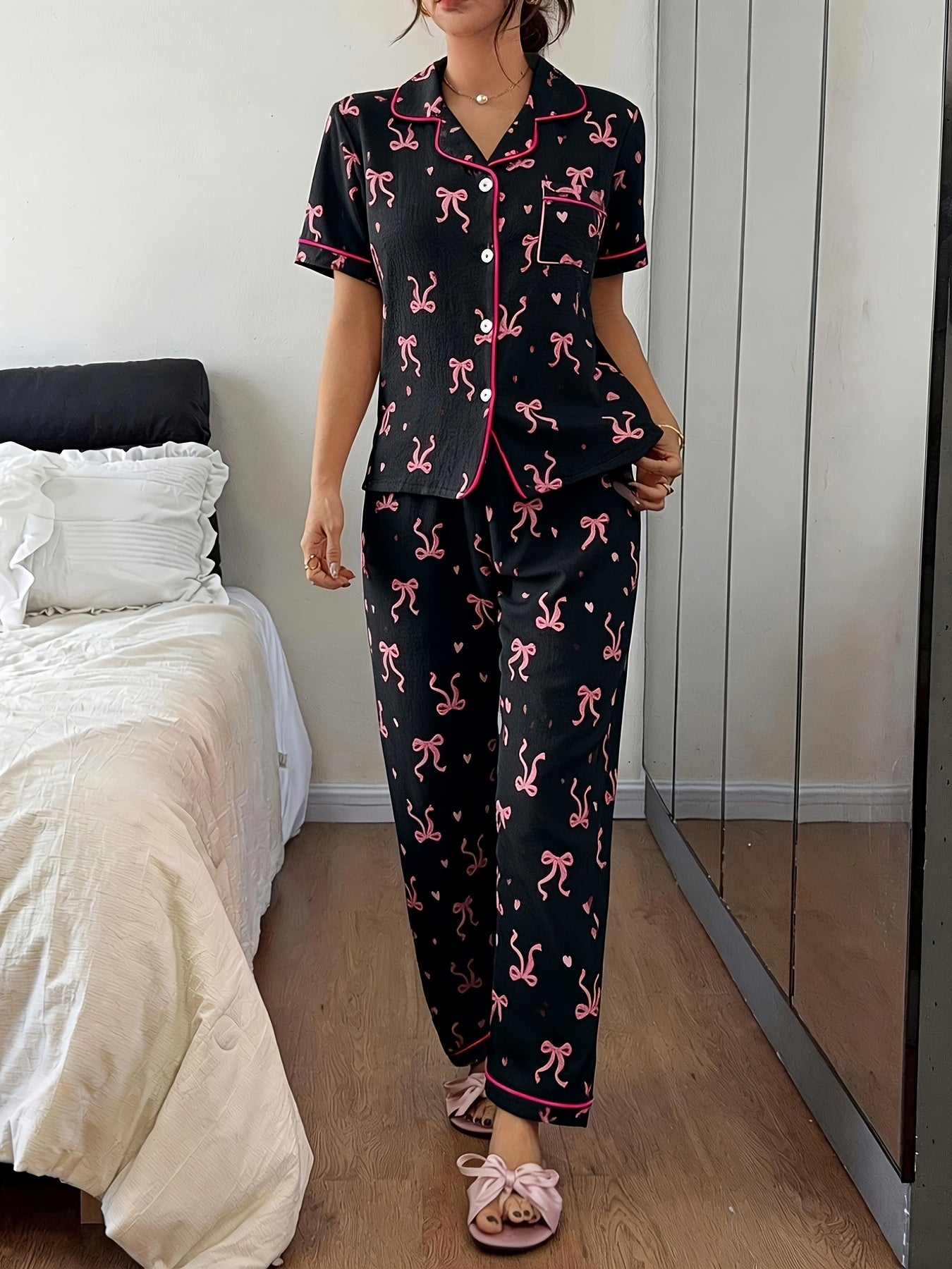 Comfortable Bow Print Pajama Set for Women with Notched Collar Short Sleeve Button Front Two Piece Style