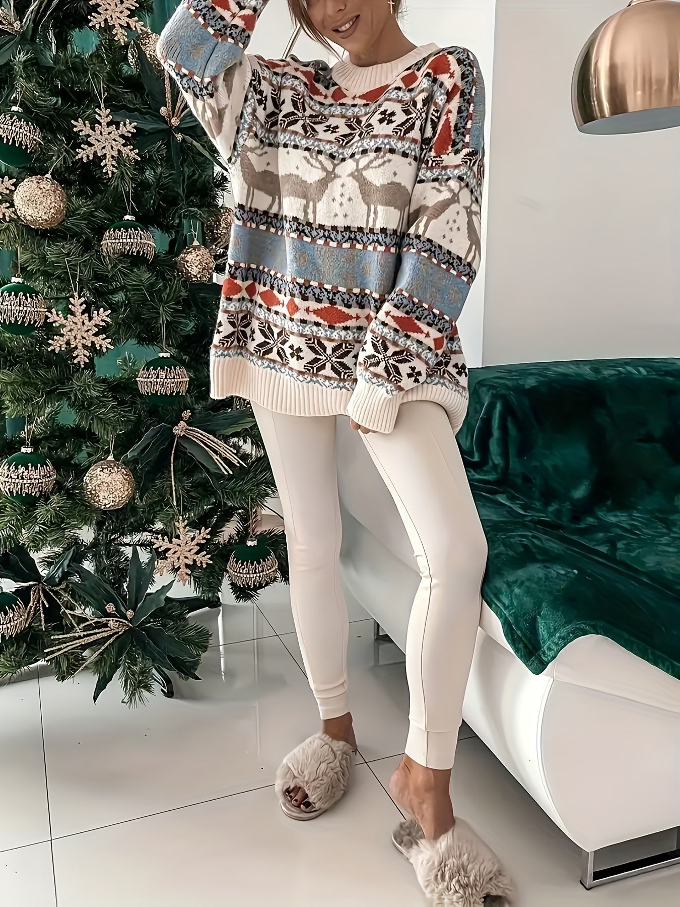 Comfortable White Reindeer Fair Isle Women's Christmas Sweater with Crew Neck Long Sleeve Oversized Knit Style