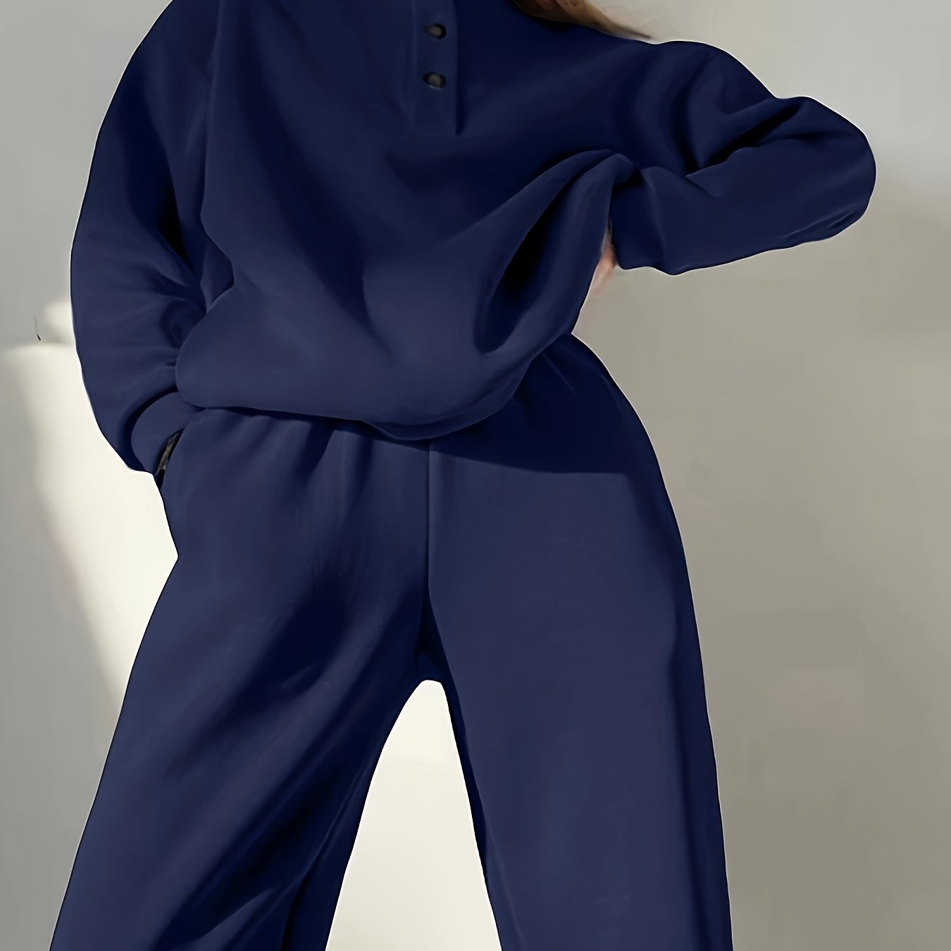 Comfortable Fleece Sweatsuit for Women with Mock Neck Snap Button Long Sleeve Oversized Two Piece Style