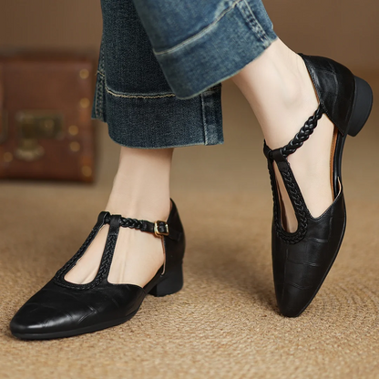 Stylish Ballet Flats for Women with Round Toe Slip On Tassel Detail Casual Style