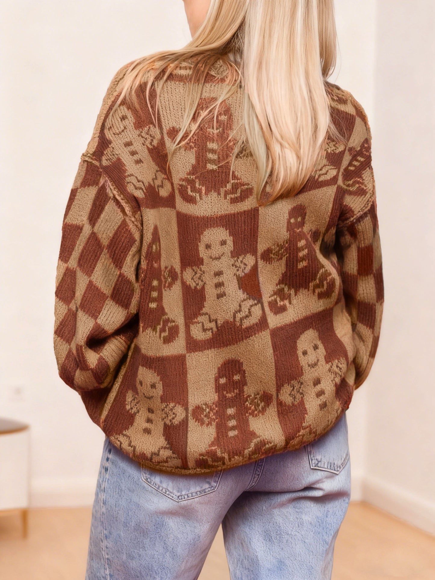 Cozy Light Brown Gingerbread Christmas Sweater for Women with Crew Neck Balloon Sleeve Checkered Oversized Knit Style