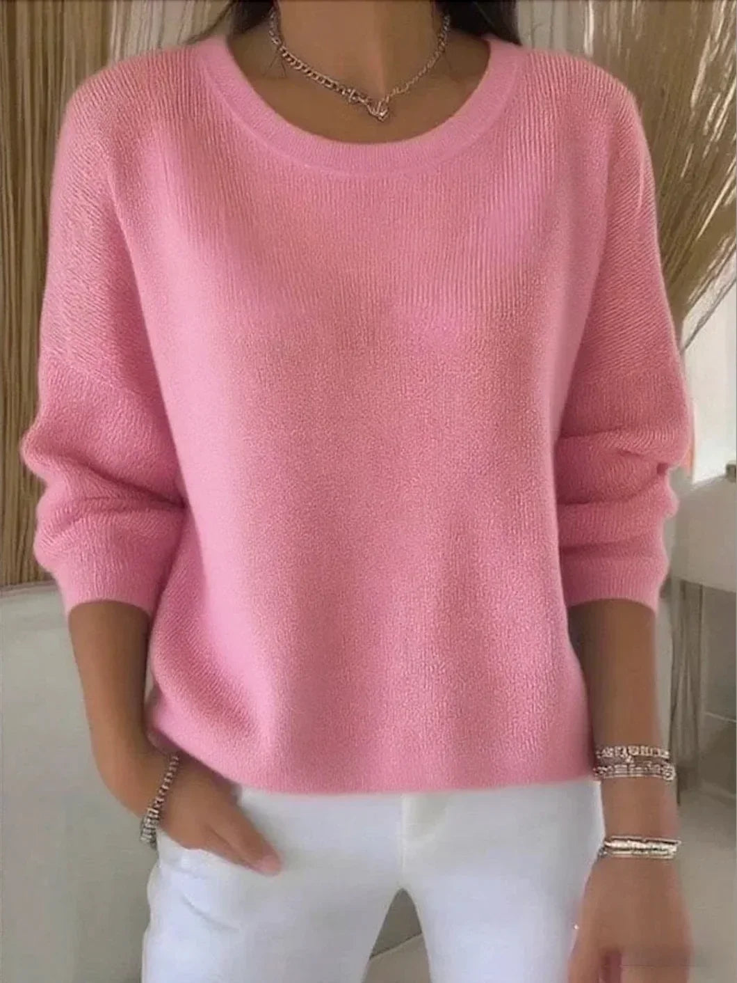 Comfortable Black Sweater for Women with Round Neck Long Sleeve Ribbed Oversized Style
