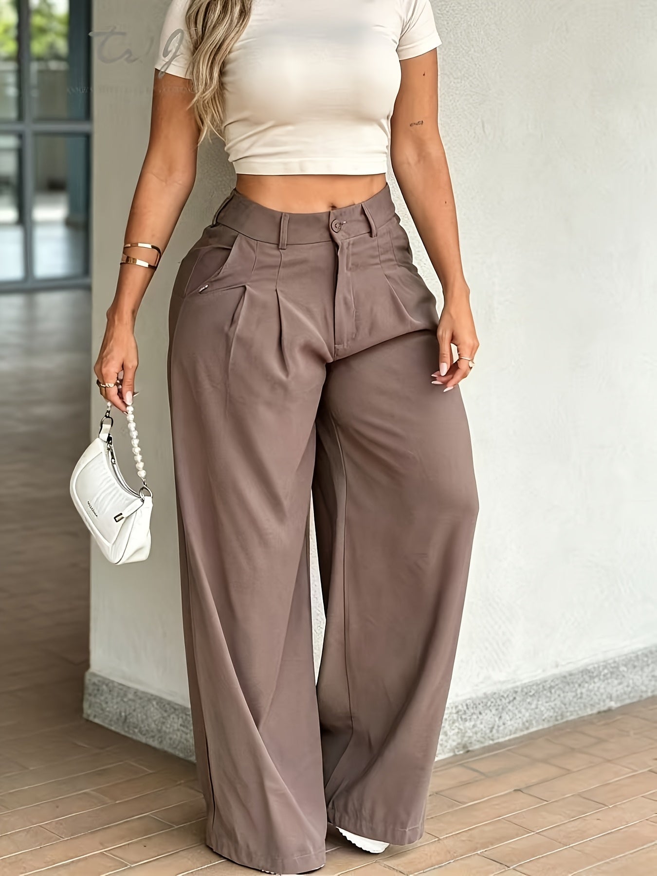Effortless Cargo Pants for Women with High Waist Wide Leg Relaxed Flowing Style