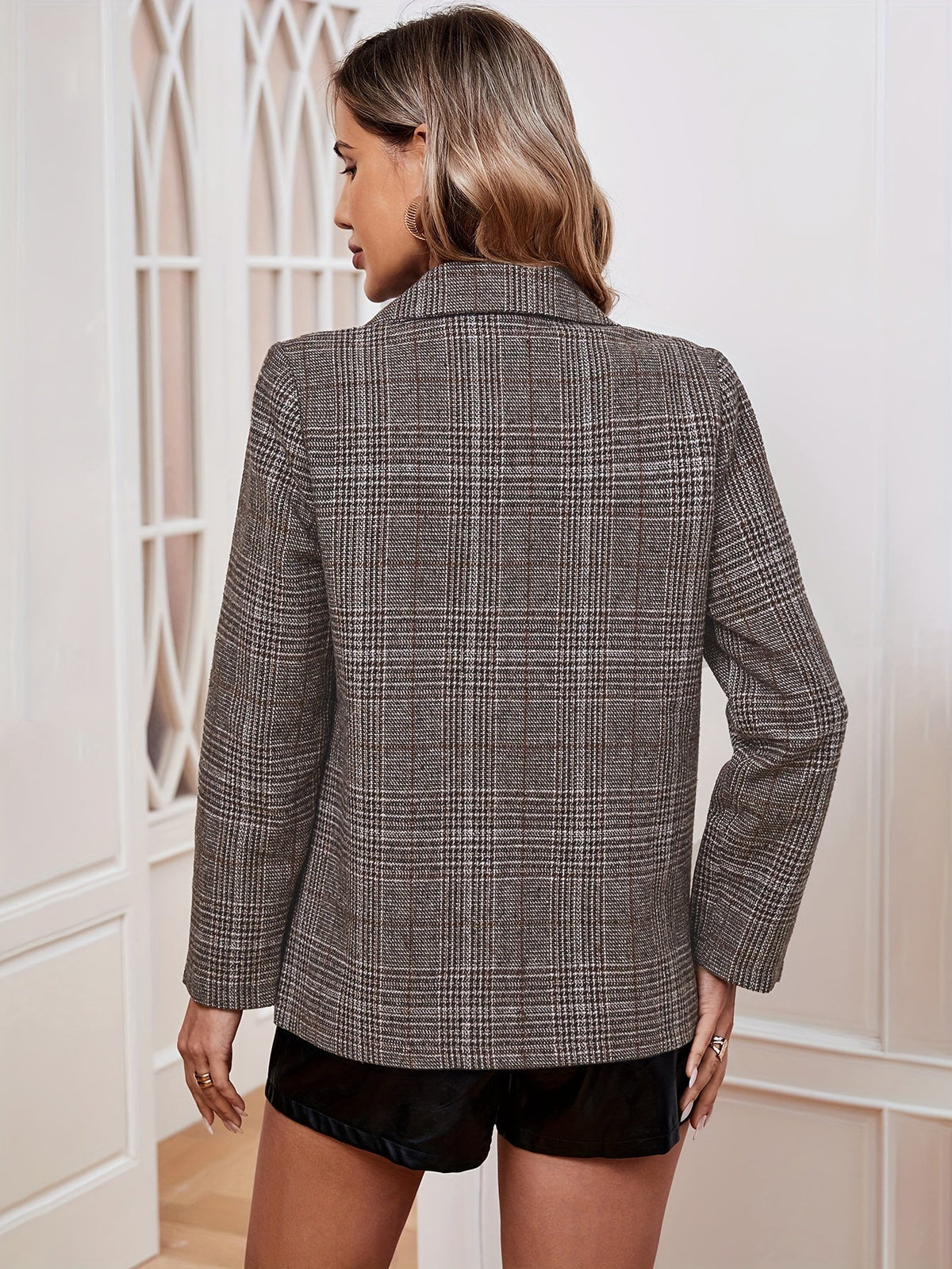 Elegant Brown Plaid Blazer for Women with Notched Lapel Long Sleeve Single Button Houndstooth Style
