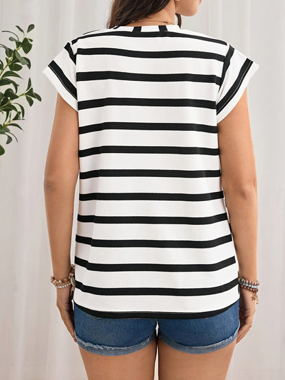 Effortless Striped Maternity Top for Women with Crew Neck Short Sleeve Relaxed Casual Style