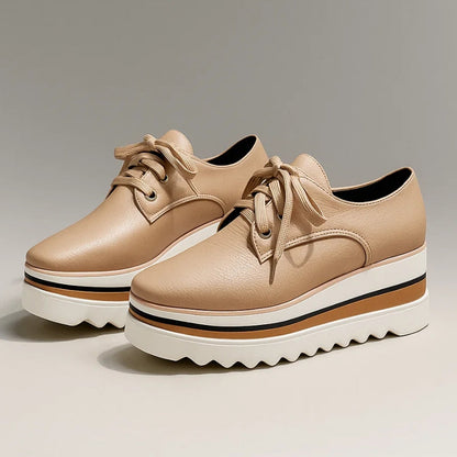 Chic Platform Sneakers for Women with Lace Up Low Top Flatform Sole Style