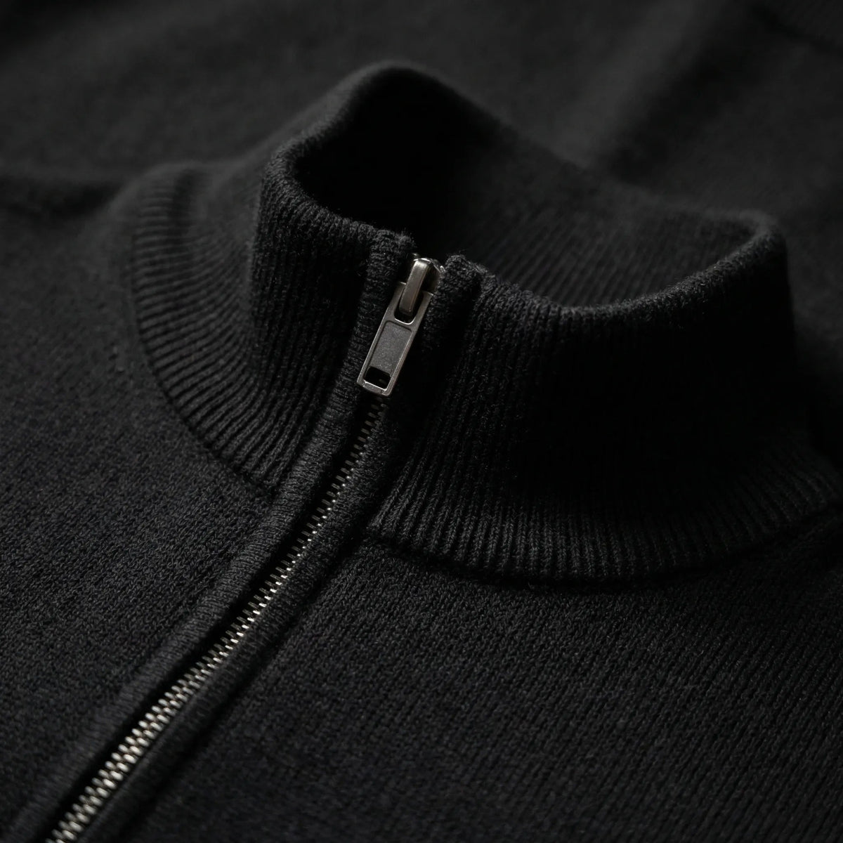 Cozy Fine Knit Half-Zip Pullover for Men with Mock Neck Long Sleeve Ribbed Slim Winter Style