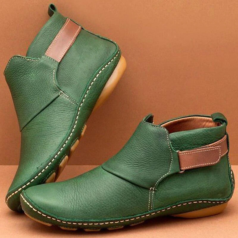 Comfortable Brown Leather Women's Boots with Round Toe Pull Tab Stacked Heel Western Style