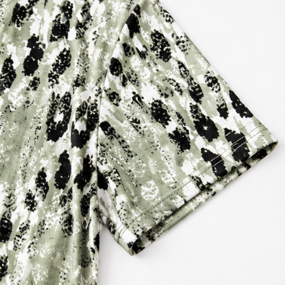 Effortless Leopard Print Blouse for Women with Round Neck Short Sleeve Pleated Fall Casual Style
