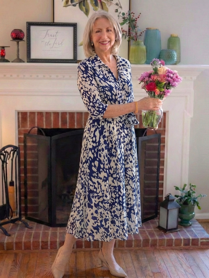 Elegant Printed Long Sleeve Dress for Women with V Neck Collared Tie Waist Flowing Style