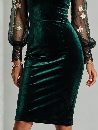 Elegant Dark Green Velvet Cocktail Dress for Women with Sweetheart Neckline Bishop Sleeve Floral Lace Bodycon Style