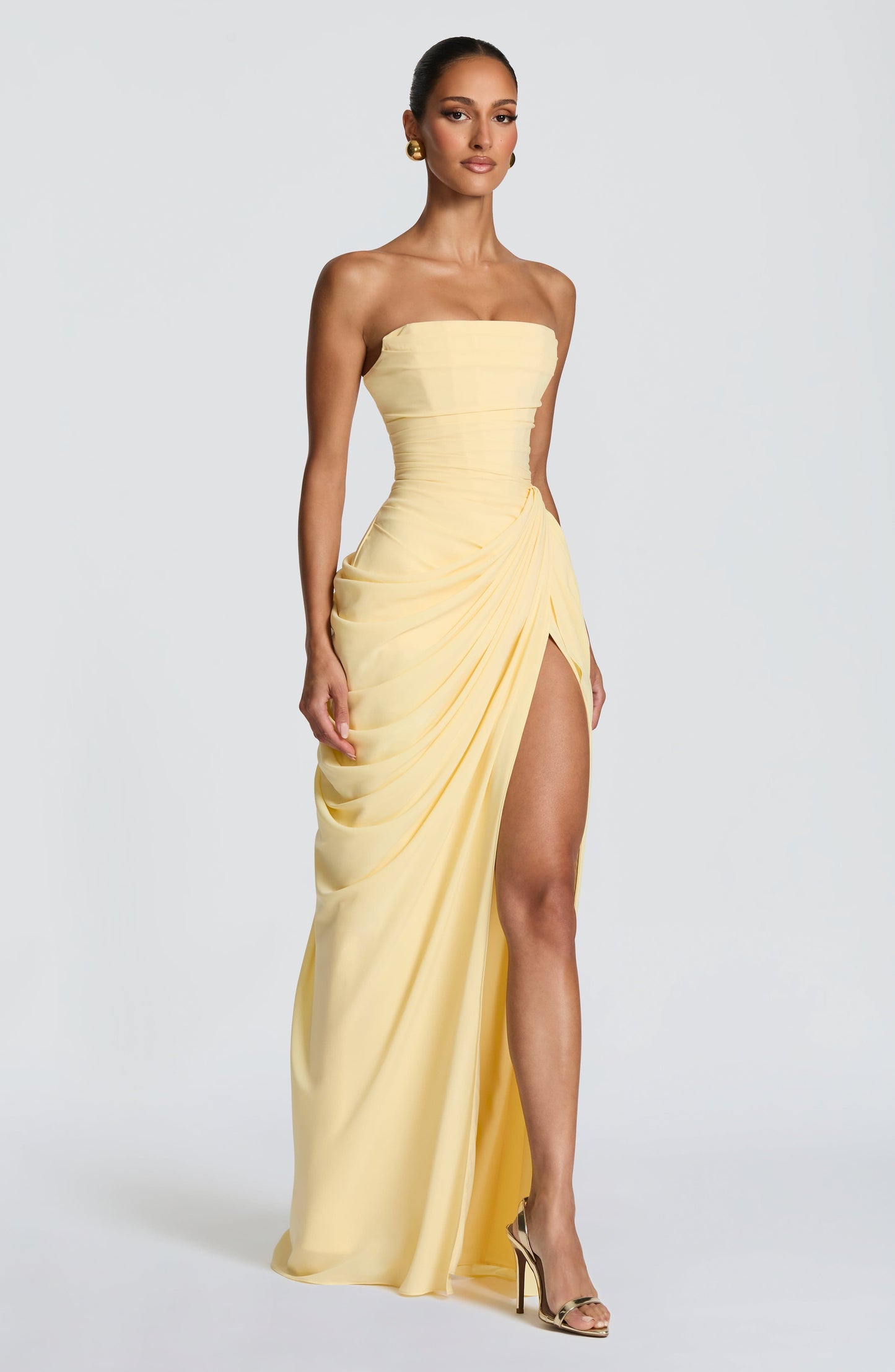 Elegant Draped Maxi Dress for Women with Strapless Sweetheart Ruched Side Slit Autumn Wedding Guest Style