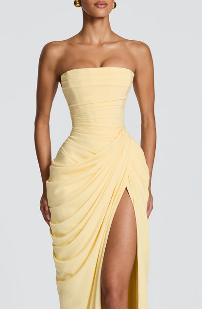 Elegant Draped Maxi Dress for Women with Strapless Sweetheart Ruched Side Slit Autumn Wedding Guest Style