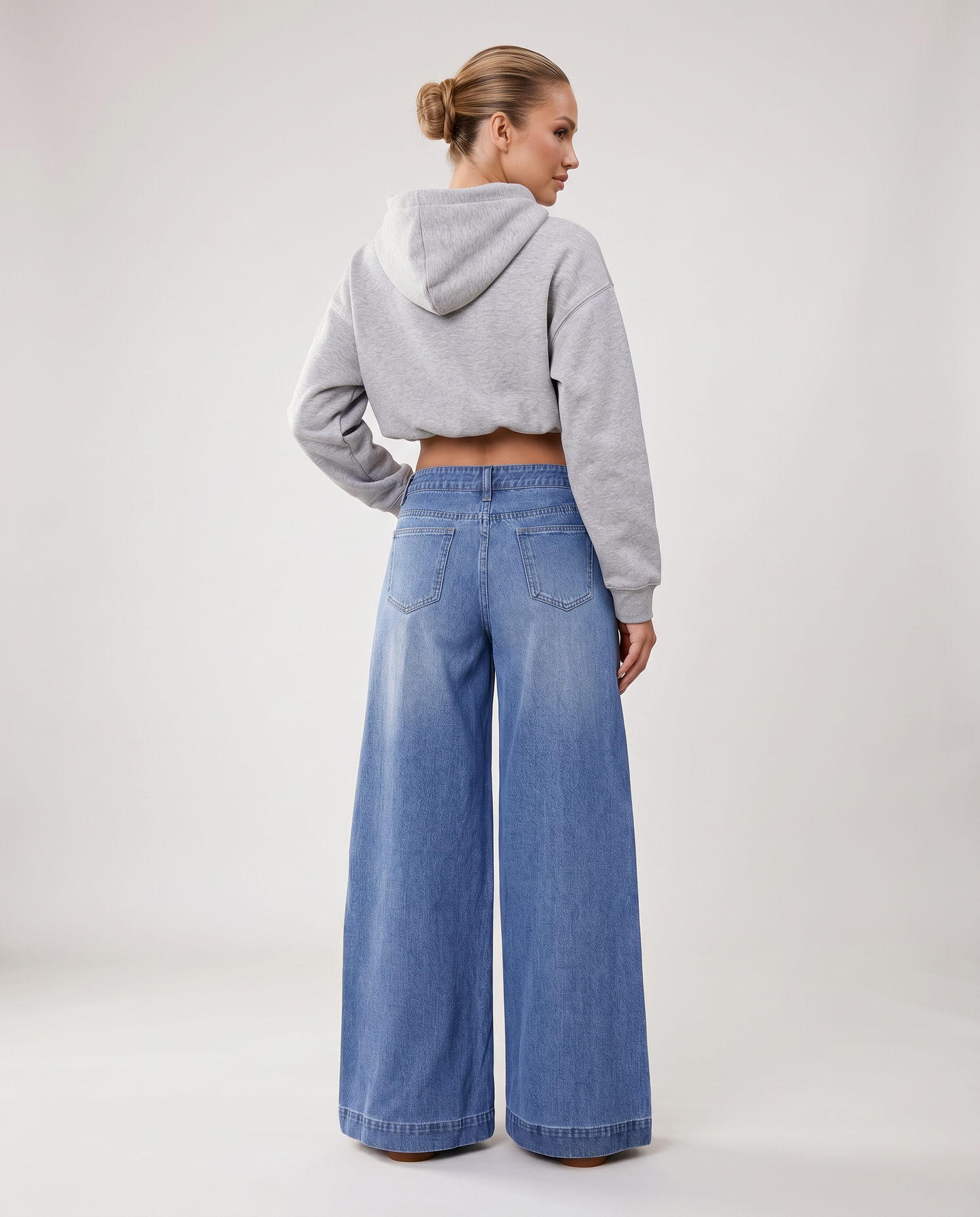Stylish Blue Wide Leg Jeans for Women with High Waisted Button Front Denim Relaxed Style