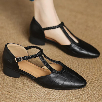 Stylish Ballet Flats for Women with Round Toe Slip On Tassel Detail Casual Style