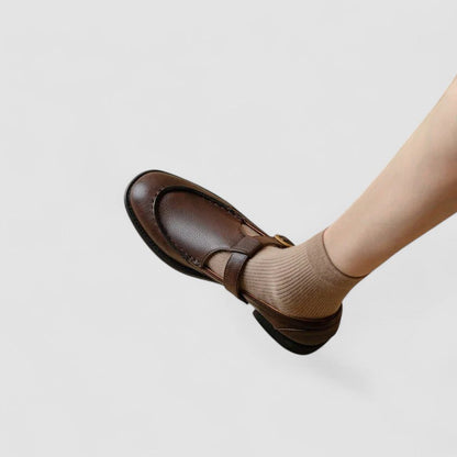 Stylish Mary Jane Shoes for Women with Buckle Strap Round Toe Flat Style