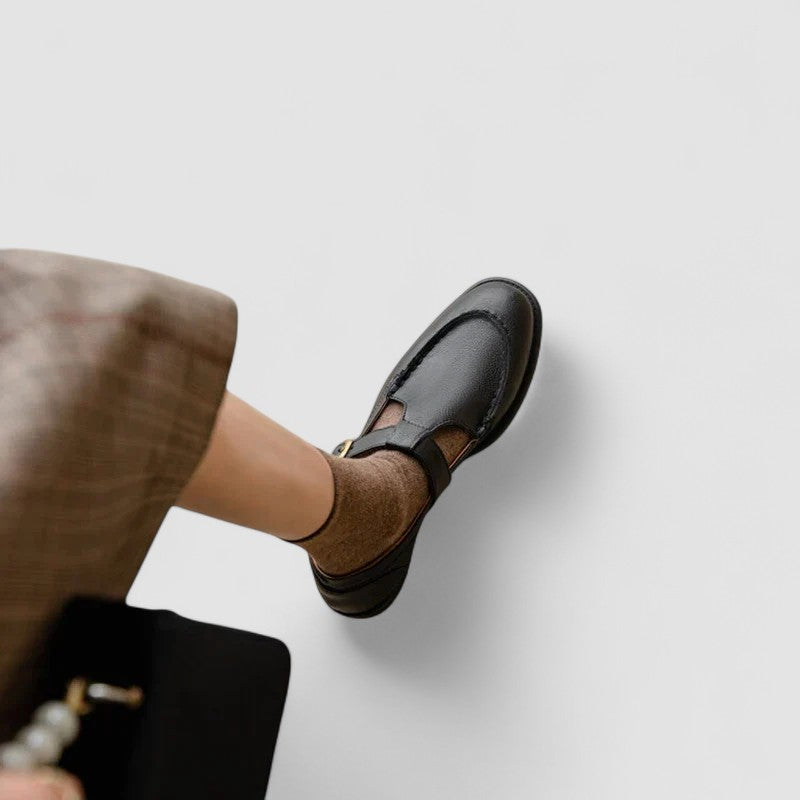 Stylish Mary Jane Shoes for Women with Buckle Strap Round Toe Flat Style
