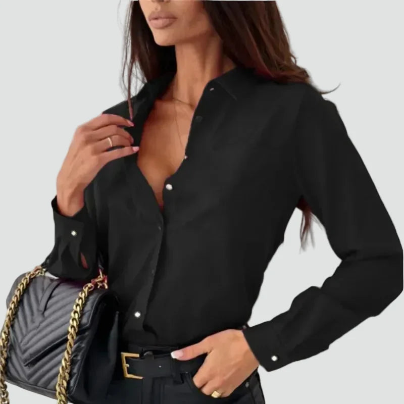 Effortless Button Front Shirt for Women with Point Collar Long Sleeve Relaxed Casual Style