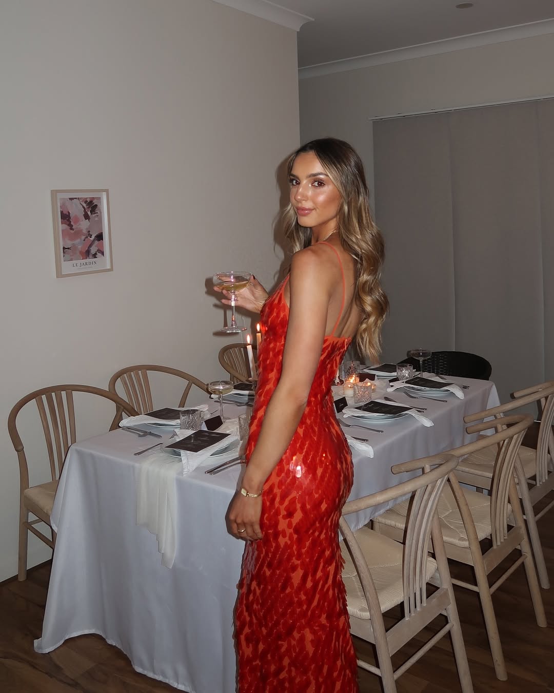 Elegant Red Sequin Dress for Women with V Neck Spaghetti Strap Cutout Mermaid Sparkle Formal Party Style