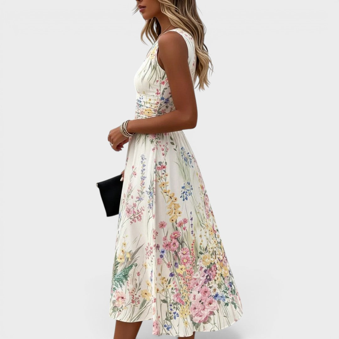 Elegant White Floral Maxi Dress for Women with Round Neck Sleeveless Ruched Waist Autumn Wedding Guest Style