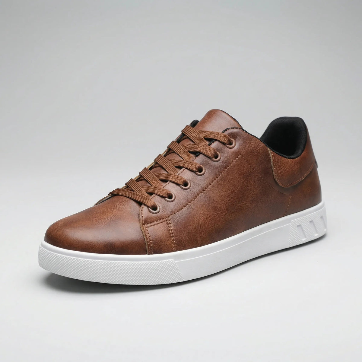 Stylish Low Top Sneakers for Men with Round Toe Lace Up Cupsole Minimalist Court Style
