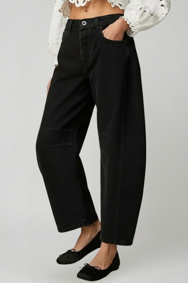 Stylish Jeans for Women with Mid Waist Barrel Leg Seam Detail Relaxed Fit Casual Black Jean Style