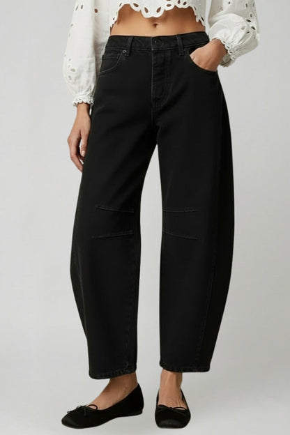 Effortless Black Jeans for Women with High Waist Relaxed Barrel Leg Tapered Style