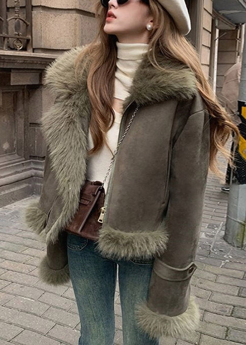 Cozy Army Green Suede Jacket for Women with Faux Fur Collar Long Sleeve Shearling Moto Style