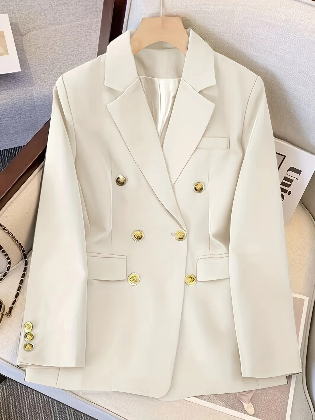 Elegant Double Breasted Blazer for Women with Long Sleeve Peaked Lapel Gold Button