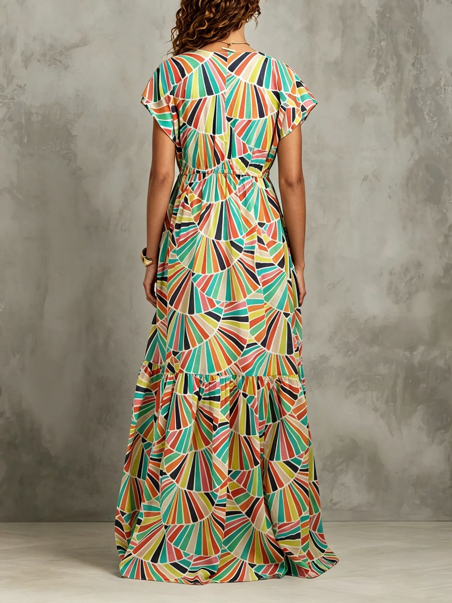 Effortless Floral Maxi Dress for Women with V-Neck Tiered Skirt Casual Summer Style