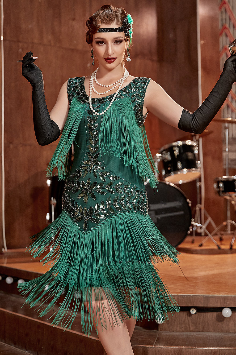 Elegant Gold Dress for Women with Scoop Neck Sleeveless Fringe Beaded Tiered Flapper Style