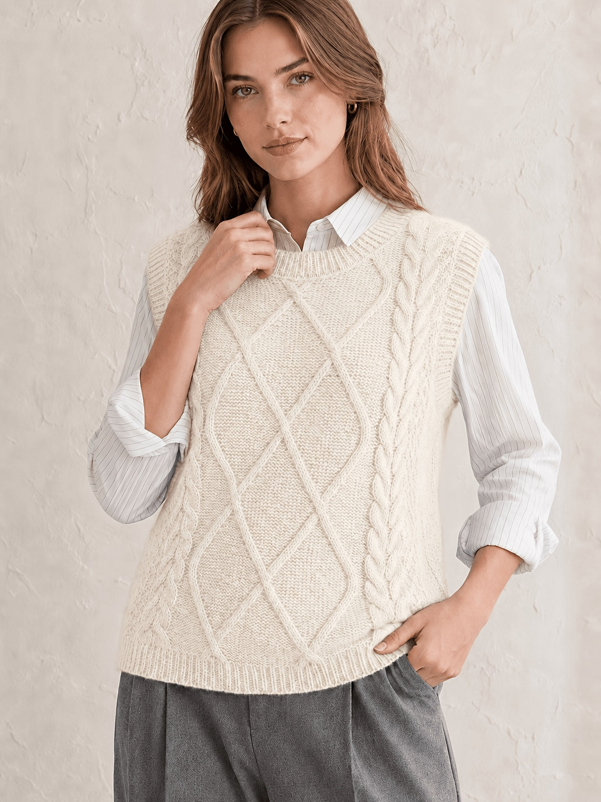 Cozy Cable Knit Sweater Vest for Women with Round Neck Sleeveless Diamond Relaxed Style