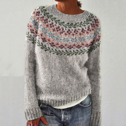 Comfortable Knit Sweater for Women with Crew Neck Long Sleeve Relaxed Oversized Style